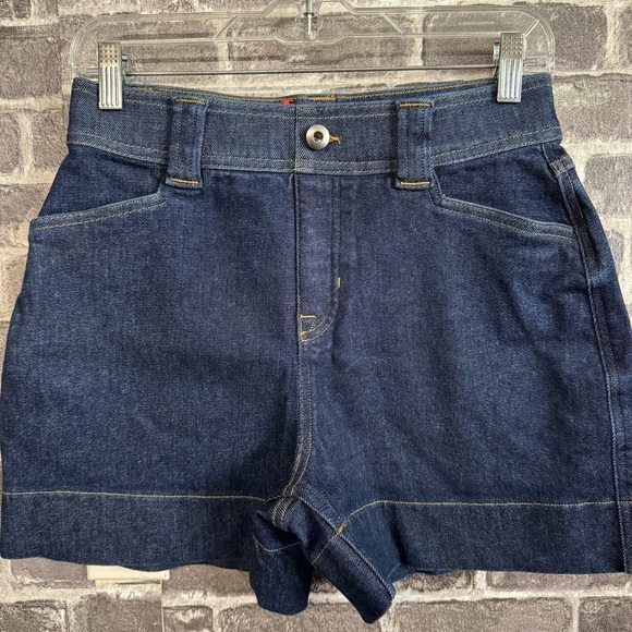 SPANX Denim Shorts Dark Wash Stretchy Pull‎ On pockets - Picture 3 of 11
